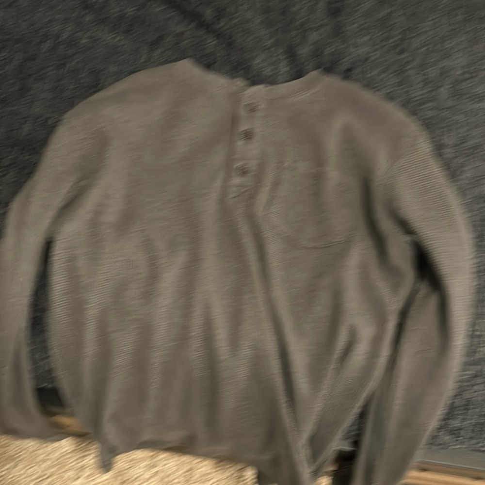 men’s shirt